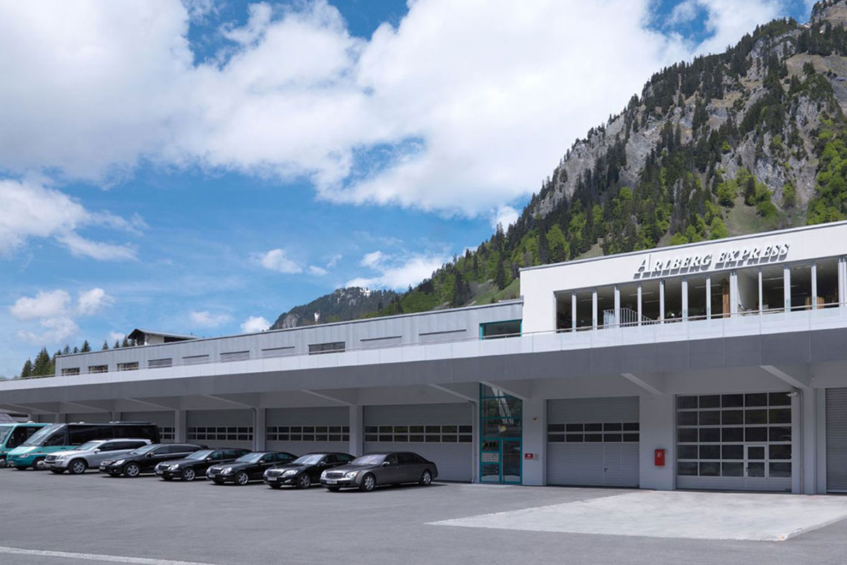 garage mit fuhrpark
