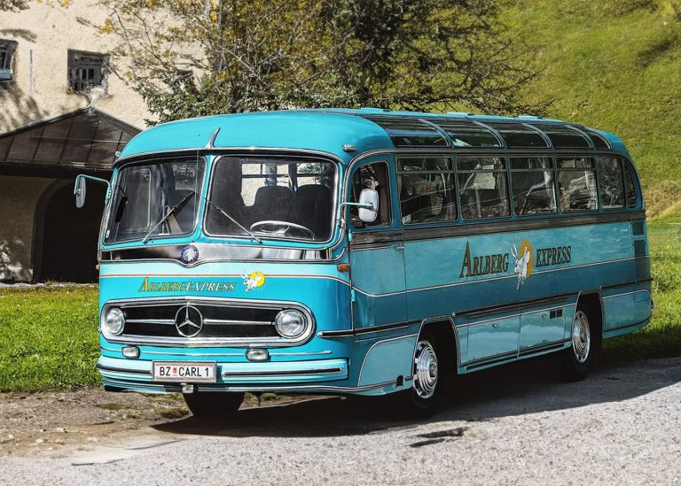 Oldie Bus
